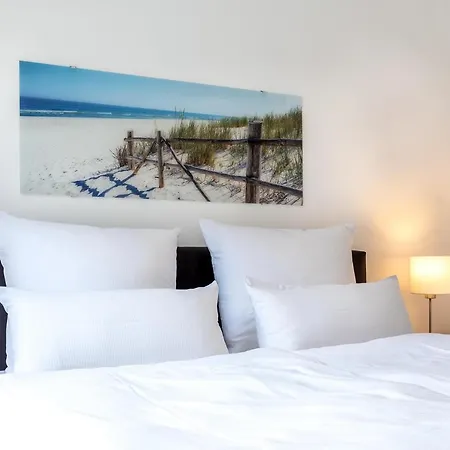 Ostseeallee Ostseeallee 5-46 شقة 4*