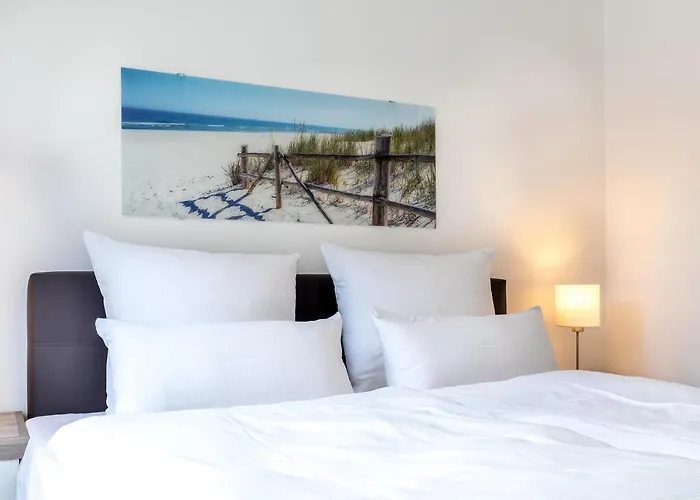 Ostseeallee Ostseeallee 5-46 شقة 4*